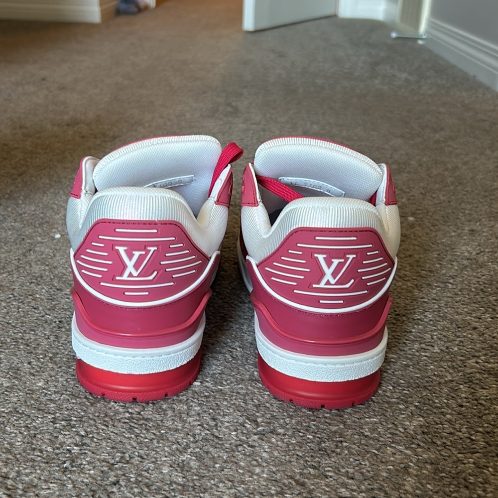 NEW LV TRAINER SNEAKERS - Picture 7 of 8